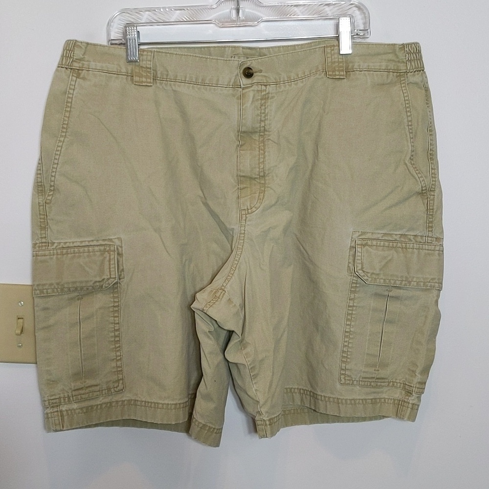 L.L. Bean Comfort Waist Cargo Shorts